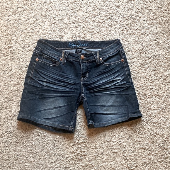 Ariya Pants - Jean Shorts